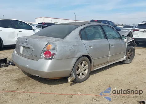 2003 Nissan Altima 2.5 S z USA, uszkodzony, nr VIN 1N4AL11D63C216222